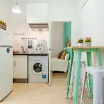 Apartamento Con Estilo En Madrid De Los Austrias -Tradicion Renovada