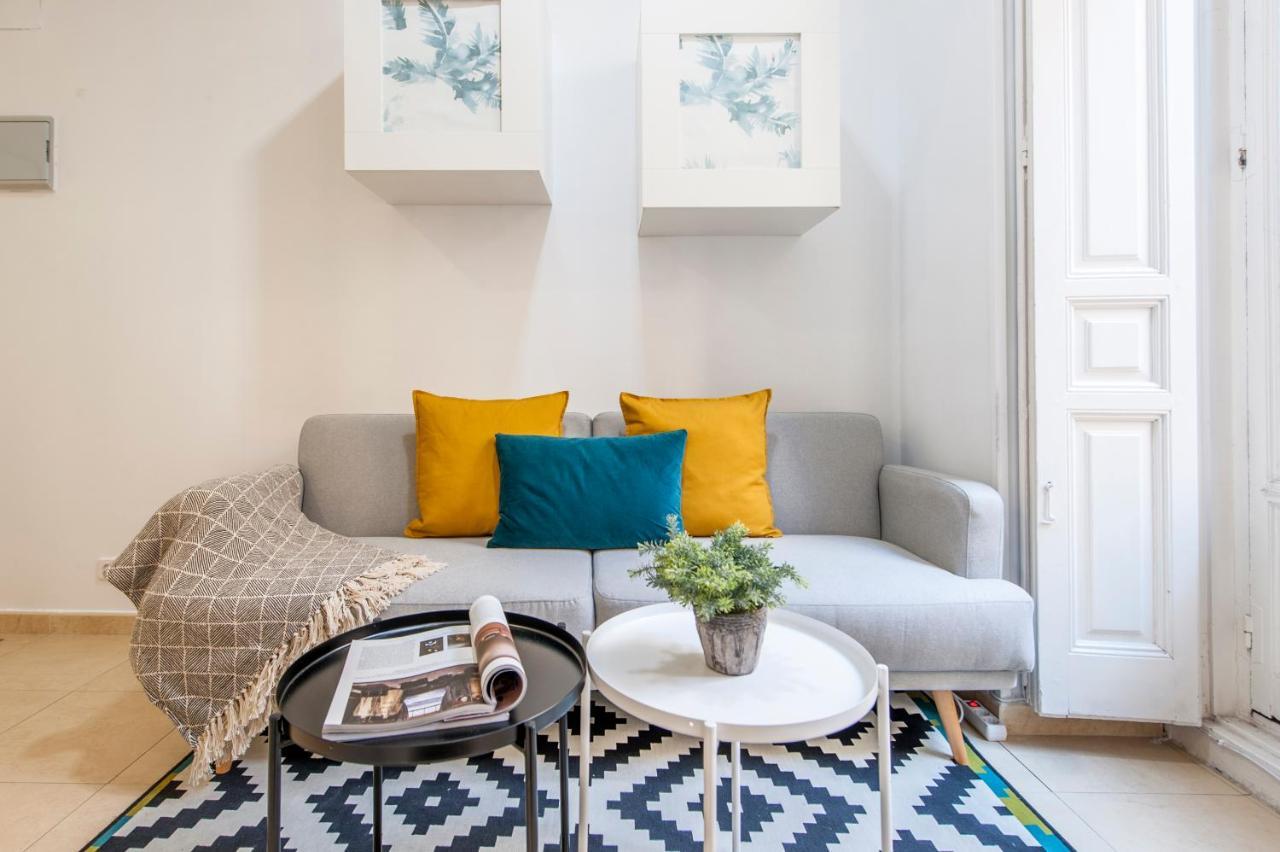 Appartamento Con Estilo En De Austrias -tradicion Renovada Madrid